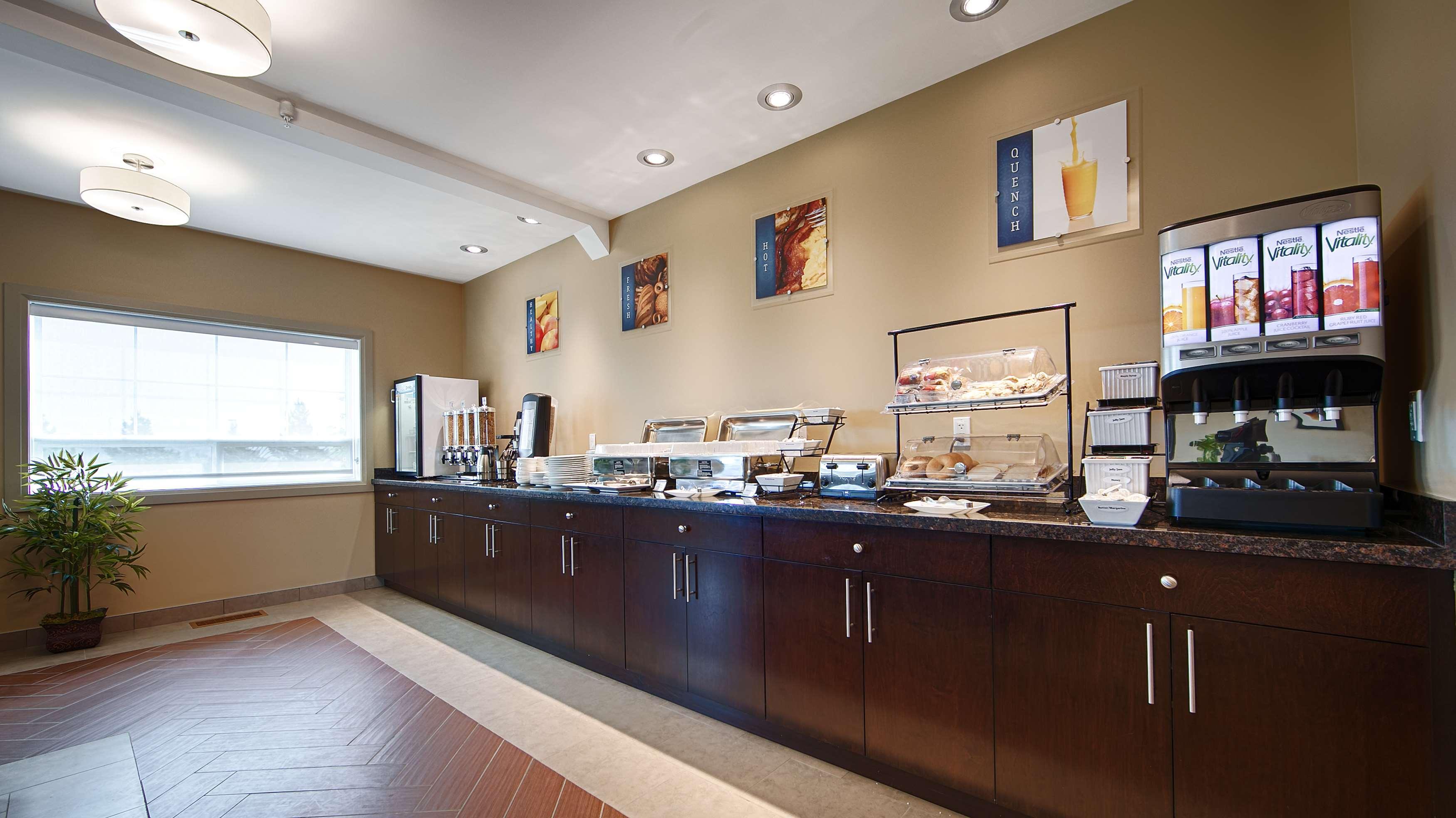 Best Western Plus Peace River Hotel & Suites Εξωτερικό φωτογραφία