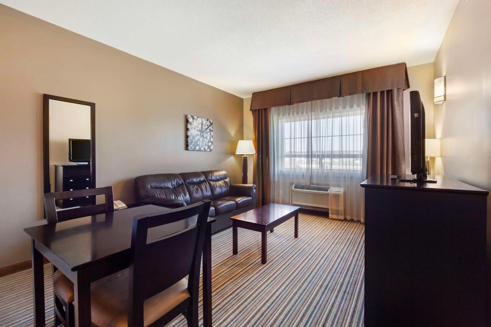Best Western Plus Peace River Hotel & Suites Εξωτερικό φωτογραφία
