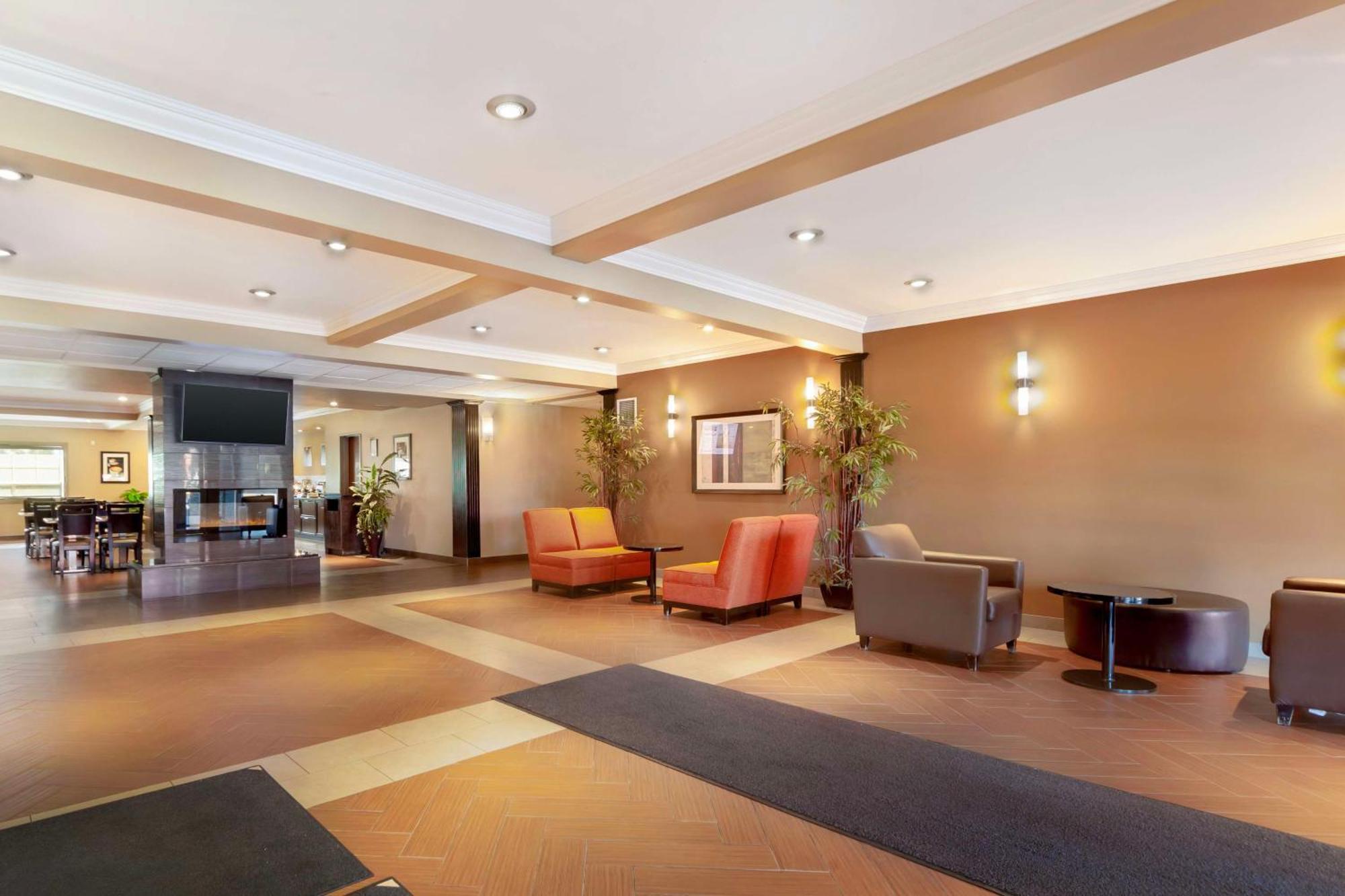 Best Western Plus Peace River Hotel & Suites Εξωτερικό φωτογραφία